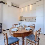 2 Bedroom Amazing In Recco