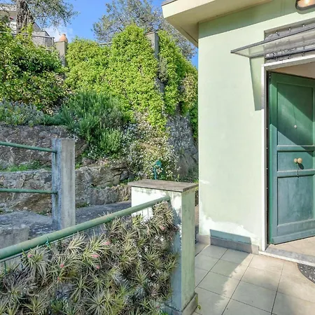 2 Bedroom Cozy In