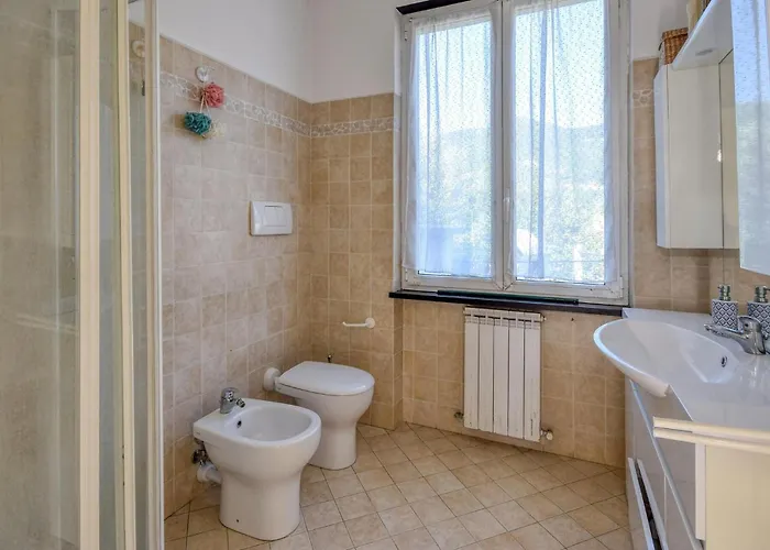 In With Wifi Lägenhet *